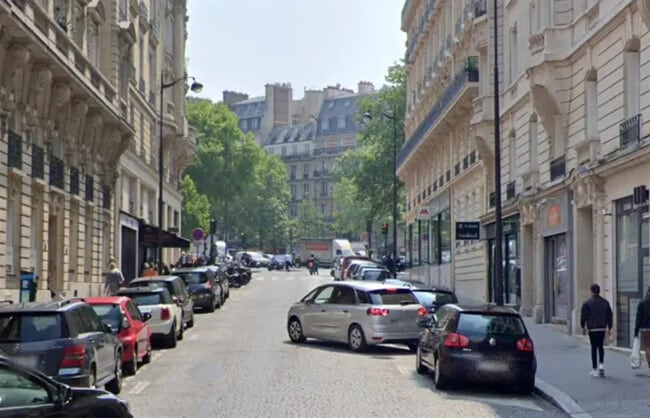 Location Commerce 90 m²