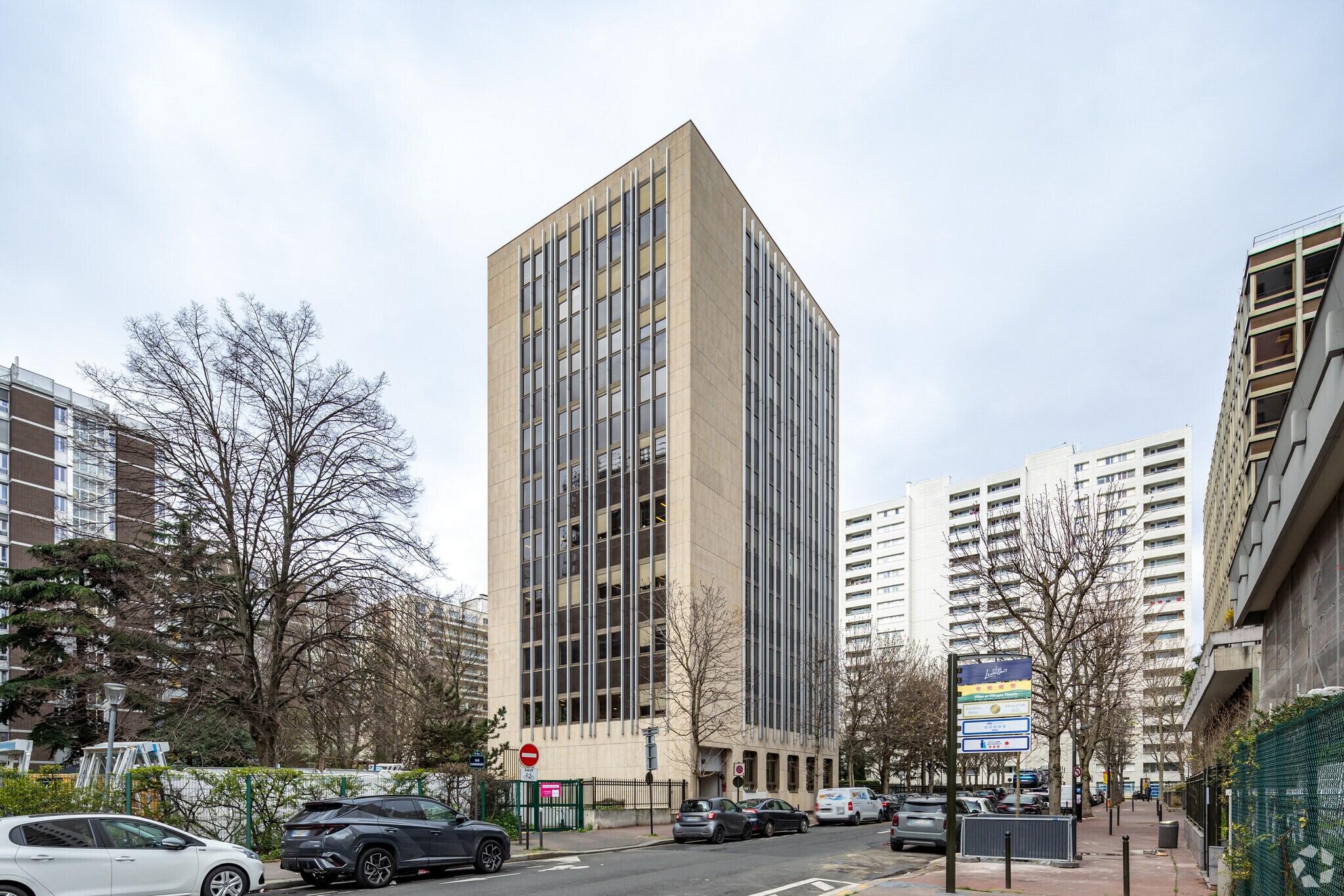 3 Rue Maurice Ravel, Levallois-Perret to rent Primary Photo- Image 1 of 3