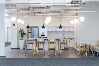 401 Washington St, Boston, MA to rent Interior Photo- Image 2 of 8