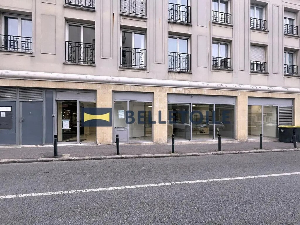 Location Commerce 112 m² - Photo 1