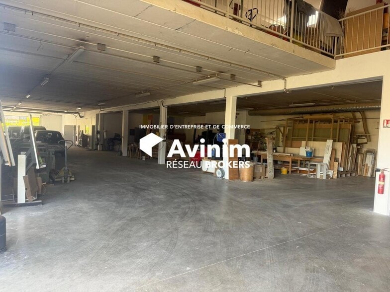 Industrial in Méry-sur-Oise for sale - Building Photo - Image 2 of 12