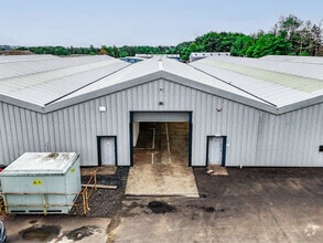 Flemington Rd, Glenrothes to rent Building Photo- Image 2 of 14