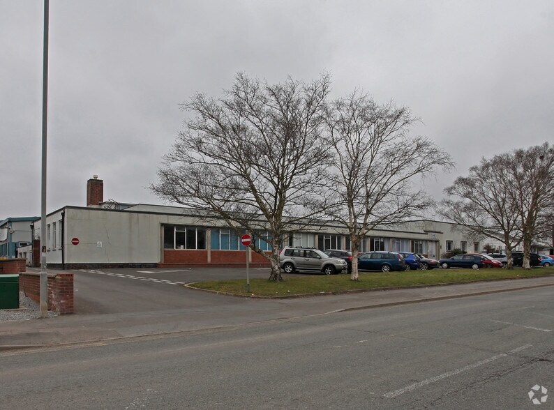 6-6 Cheney Manor Industrial, Swindon for rent - Building Photo - Image 2 of 2