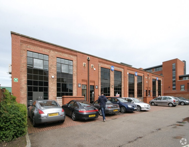 Chester Rd, Manchester for sale - Primary Photo - Image 1 of 1