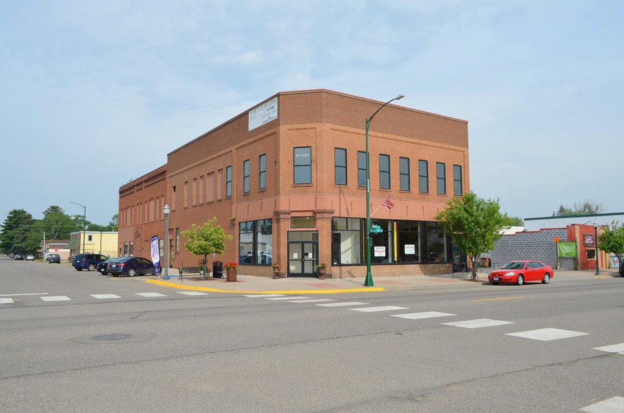 301 Minnesota Ave N, Aitkin, MN for sale - Building Photo - Image 1 of 1