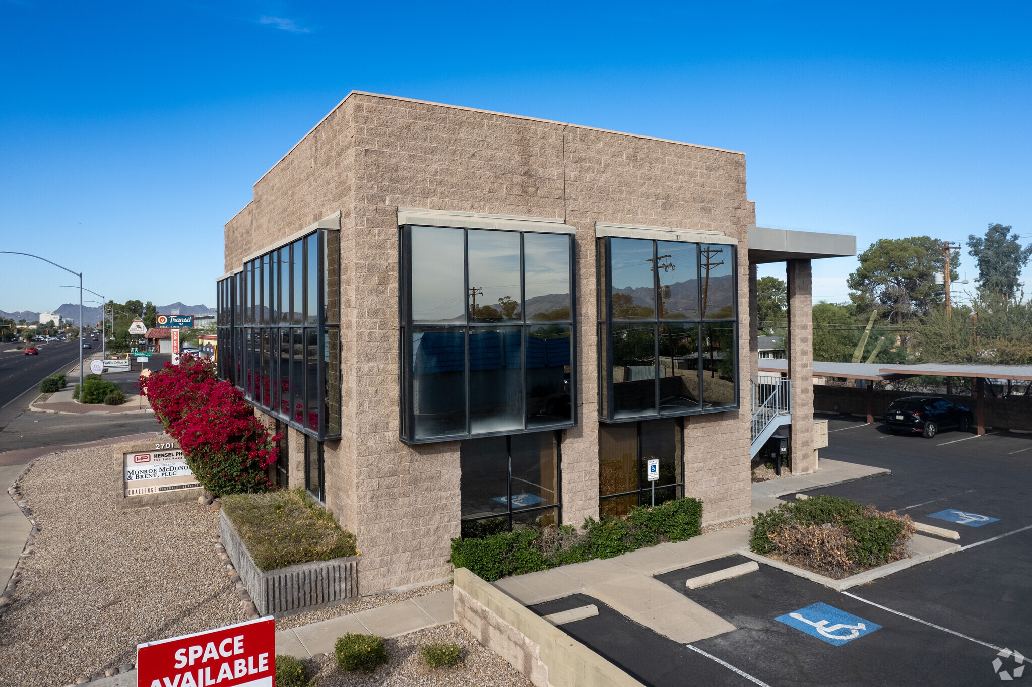 2701 E Speedway Blvd, Tucson, AZ for sale Primary Photo- Image 1 of 9