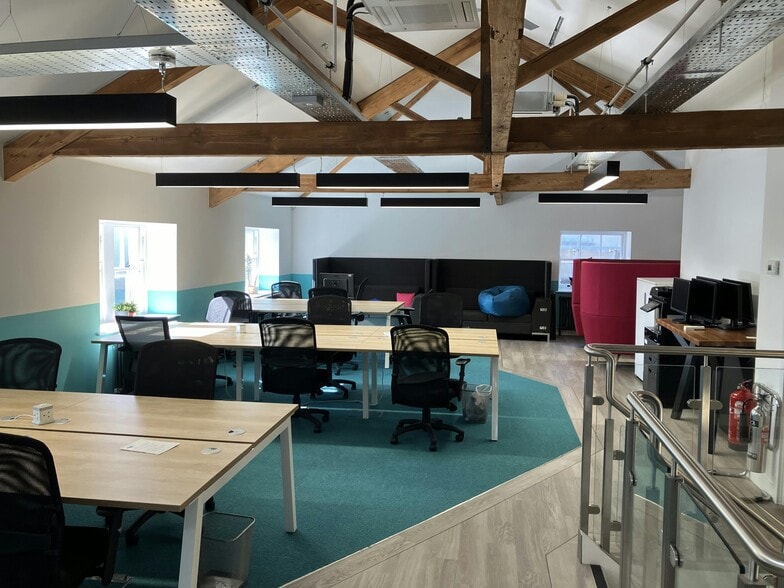 Mill Ln, Cardiff to rent - Interior Photo - Image 2 of 10