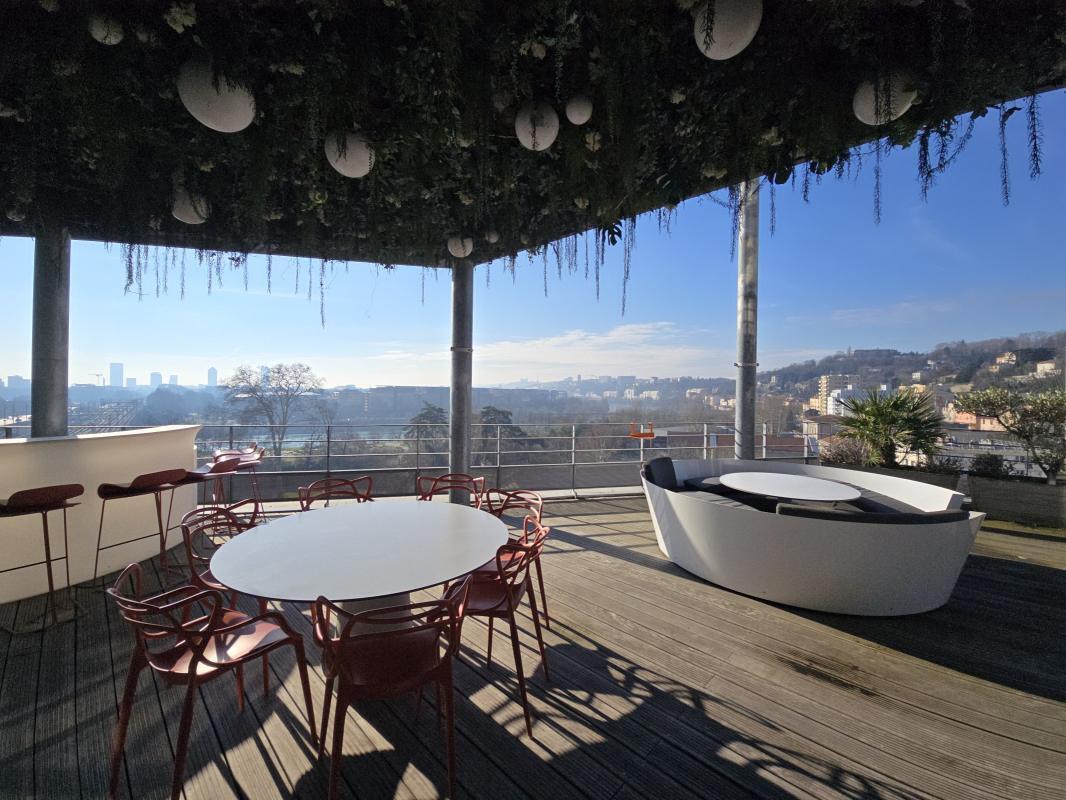 5 Avenue De Poumeyrol, Caluire-et-Cuire for sale Building Photo- Image 1 of 13