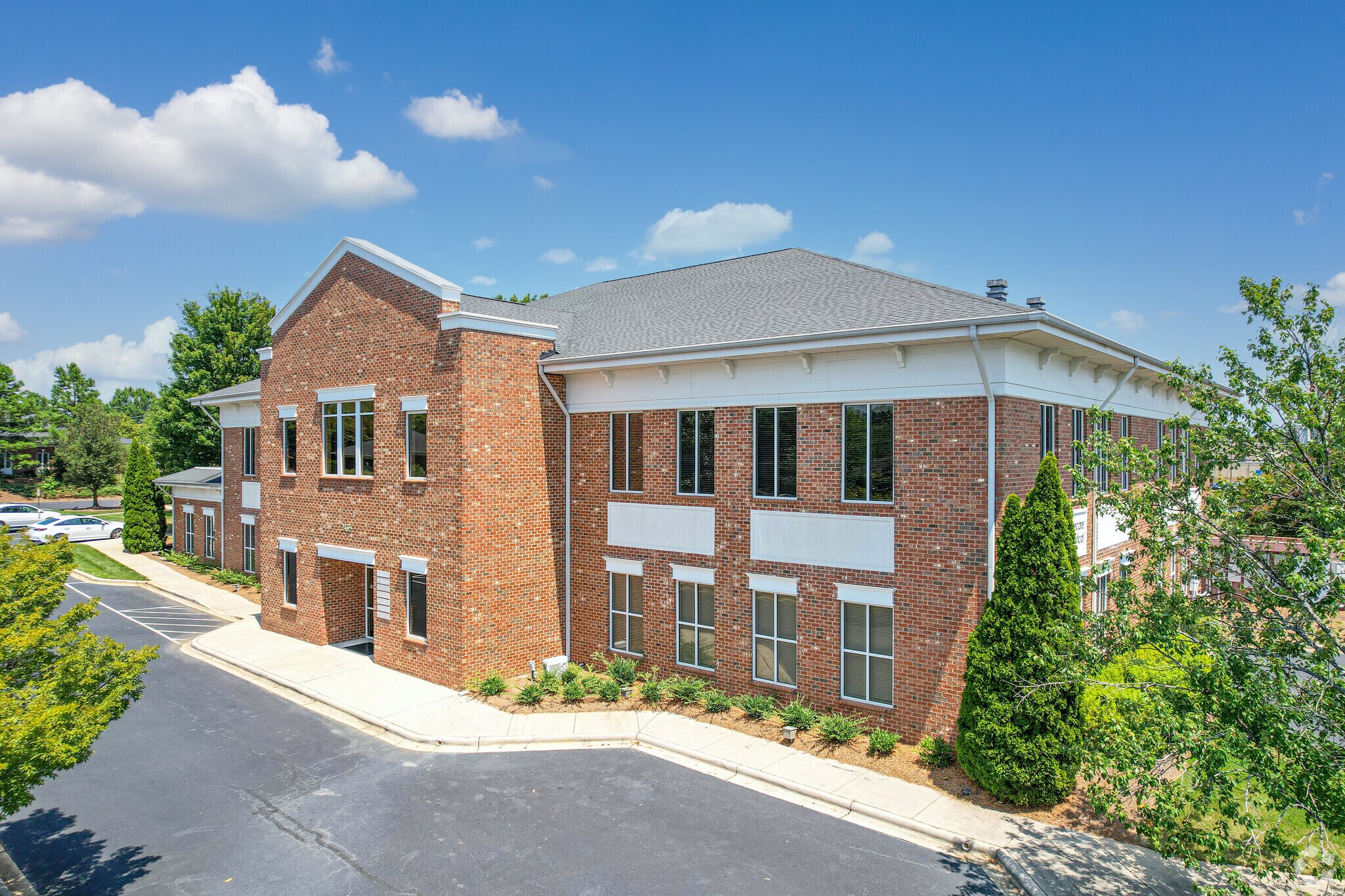 2435 Plantation Center Dr, Matthews, NC for sale Building Photo- Image 1 of 1