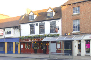 32 Wood St, Stratford Upon Avon WAR - Commercial Property