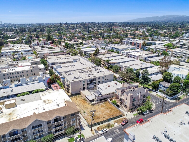 1115-1121 S Westgate Ave, Los Angeles, CA for sale - Building Photo - Image 2 of 23