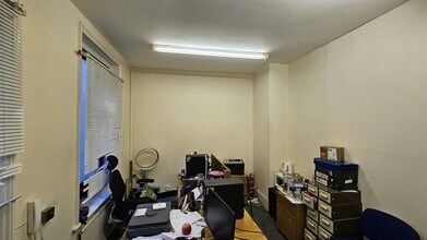 31 Theobalds Rd, London to rent Interior Photo- Image 2 of 3