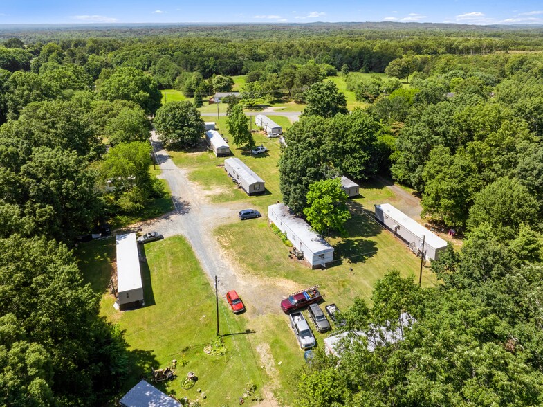 2981 Price Rd, Eden, NC for sale - Primary Photo - Image 1 of 9