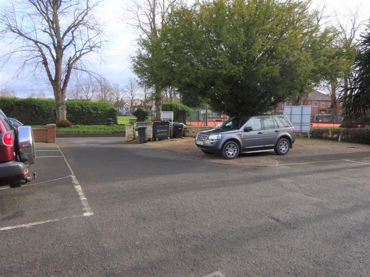 Maypole St, Wombourne to rent - Building Photo - Image 2 of 2