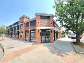 141 W 4th St, Loveland, CO for rent Building Photo- Image 1 of 24