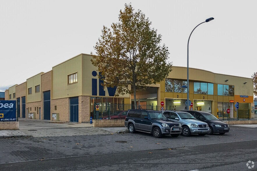 Industrial in Collado Villalba, Madrid to rent - Interior Photo - Image 2 of 2
