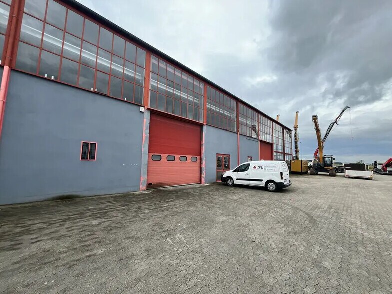 Light Industrial in Fegersheim to rent - Building Photo - Image 2 of 5