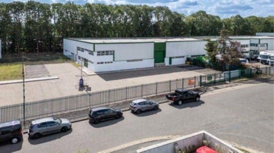 18-19 Gallowhill Rd, Northampton to rent - Building Photo - Image 3 of 3