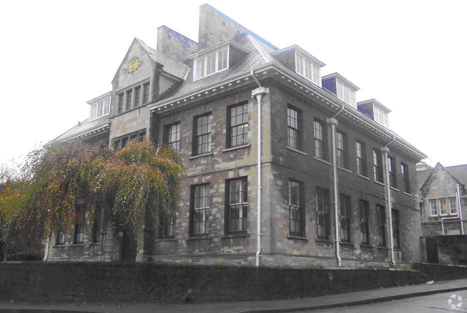 25-26 Gold Tops, Newport for sale Primary Photo- Image 1 of 1