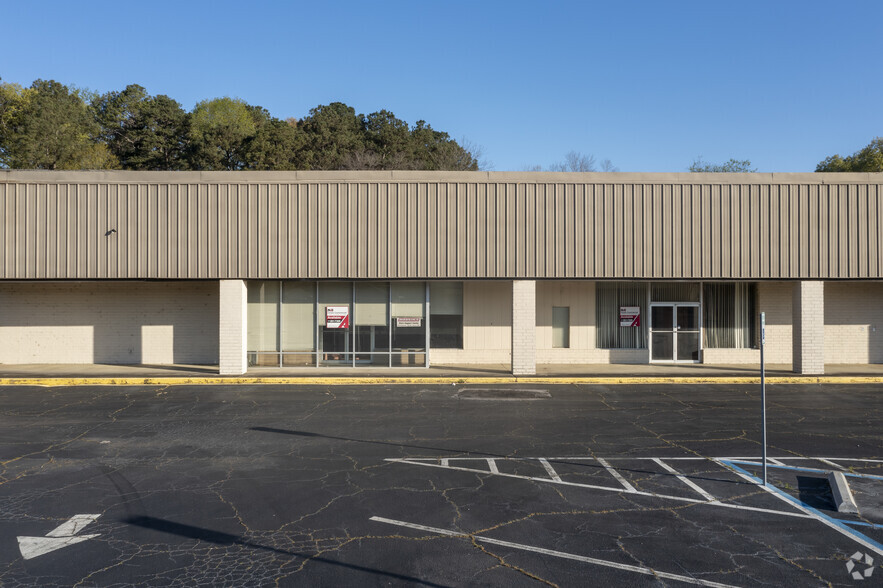 7480 Parkway Dr SW, Leeds, AL for rent - Building Photo - Image 2 of 10