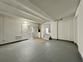 8 High St, Dunstable for rent Interior Photo- Image 1 of 6