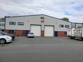 Galveston Grv, Stoke On Trent to rent Building Photo- Image 1 of 4