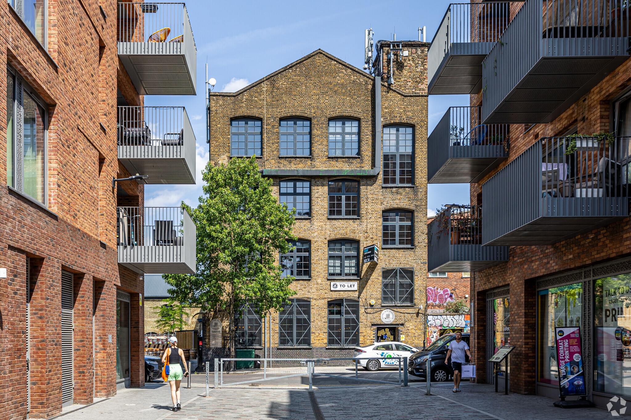 99 Wallis Rd, London to rent Building Photo- Image 1 of 7