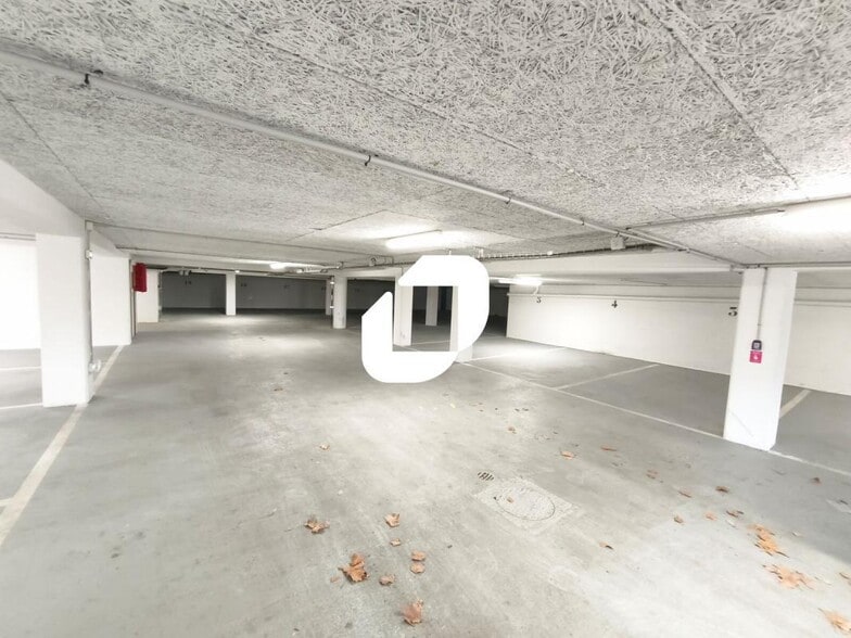 Office in Fontenay-sous-Bois to rent - Interior Photo - Image 2 of 20