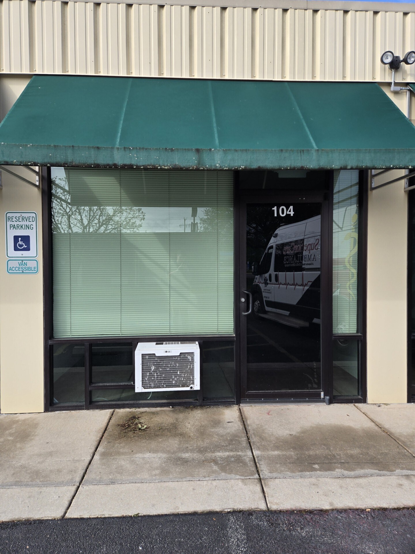 8034 Culebra Rd, San Antonio, TX to rent Building Photo- Image 1 of 7