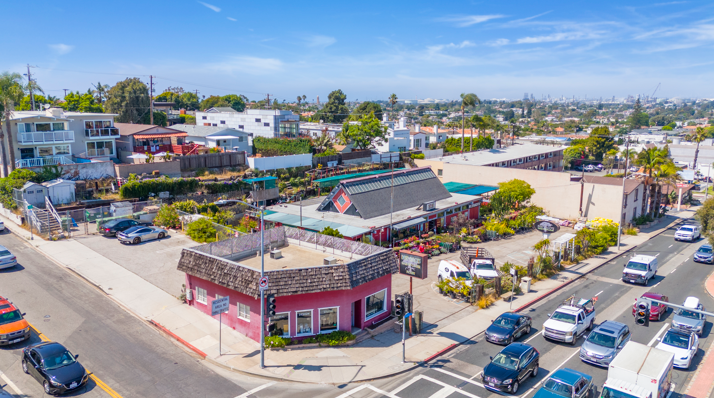 Retail in Manhattan Beach, CA for sale - Primary Photo - Image 1 of 1