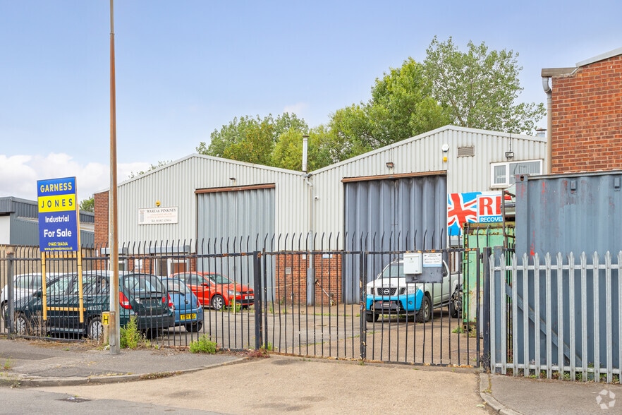 Northumberland Ave, Hull for sale - Building Photo - Image 2 of 3