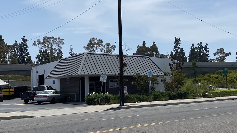 7212-7256 Garden Grove Blvd, Westminster, CA for rent - Building Photo - Image 3 of 8