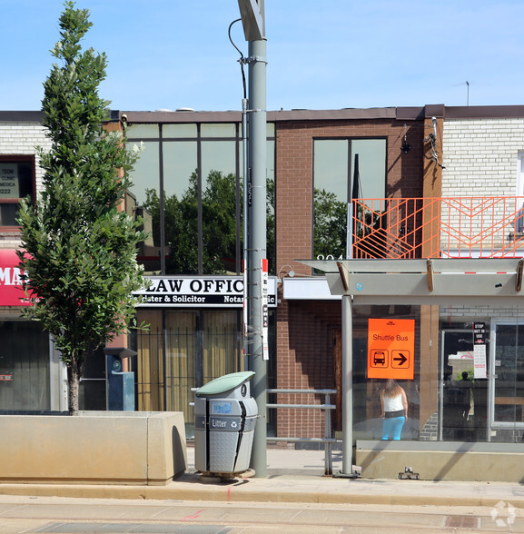 894 St Clair Ave W, Toronto, ON for sale - Building Photo - Image 2 of 2