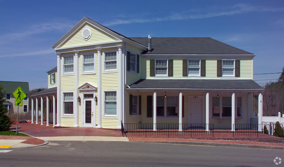 161 Washington St, Walpole, MA for rent - Building Photo - Image 3 of 9