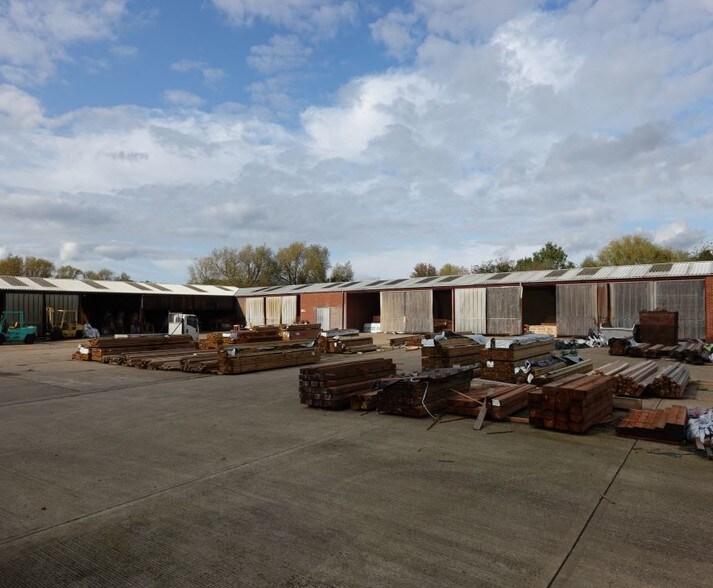 The Common, West Drayton for sale - Building Photo - Image 1 of 1