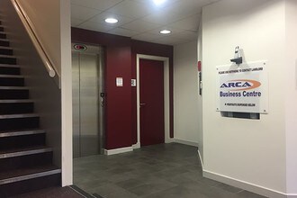 South Caldeen Rd, Coatbridge to rent Interior Photo- Image 2 of 2