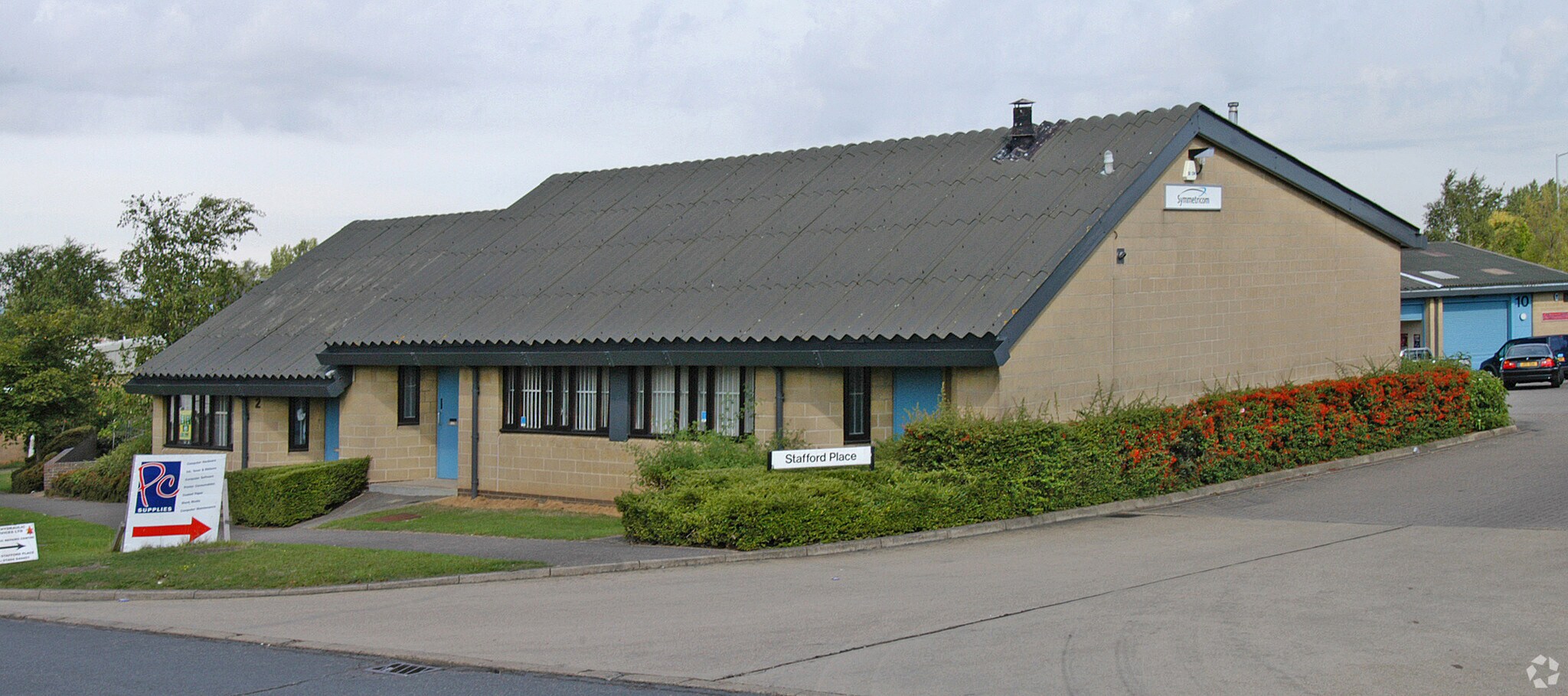 1-2 Stafford Pl, Northampton to rent Primary Photo- Image 1 of 5