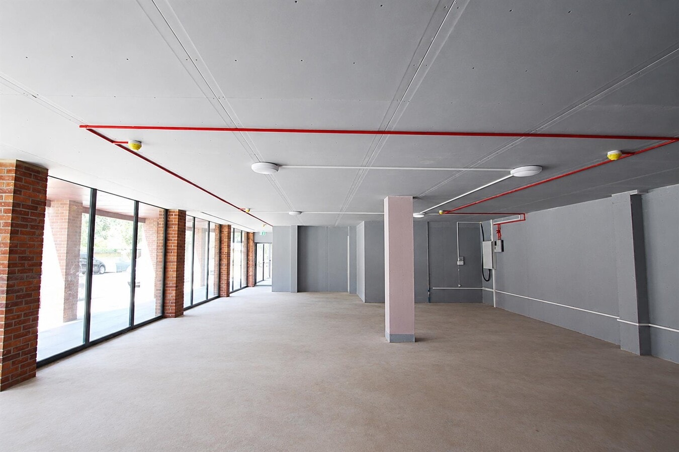 58 Roman Way, London, LND N7 8XF - Unit 58 -  - Interior Photo - Image 1 of 2