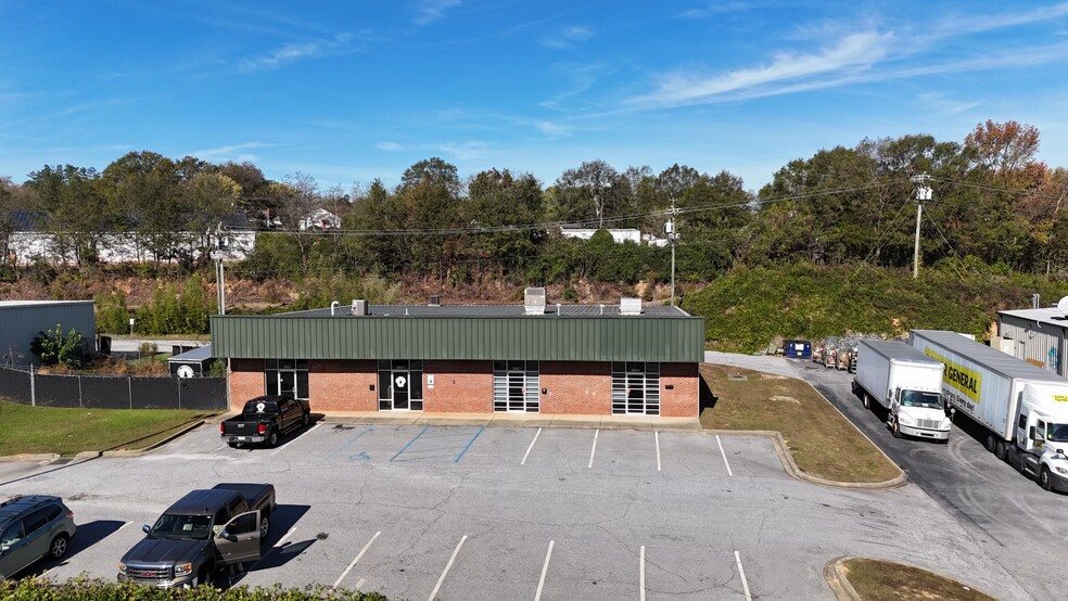 1435 Rutherford Rd, Greenville, SC for rent - Building Photo - Image 1 of 13