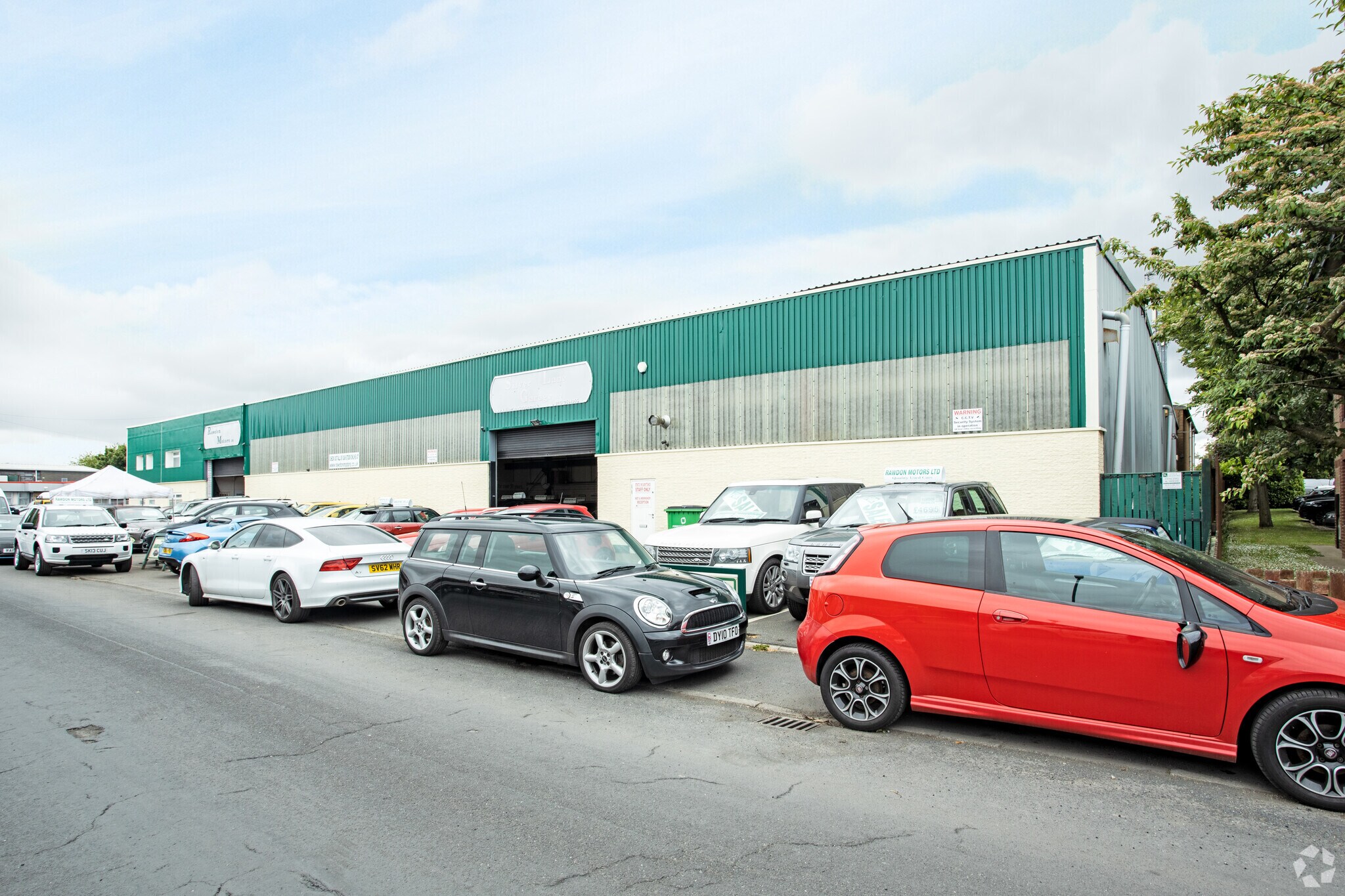 Moorfield Rd, Yeadon for sale Primary Photo- Image 1 of 1