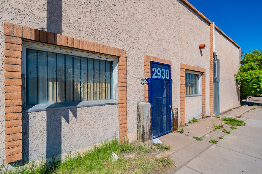 2930 E Washington St, Phoenix, AZ for sale - Building Photo - Image 1 of 21