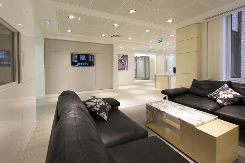 Berkeley Sq, London to rent Interior Photo- Image 1 of 40