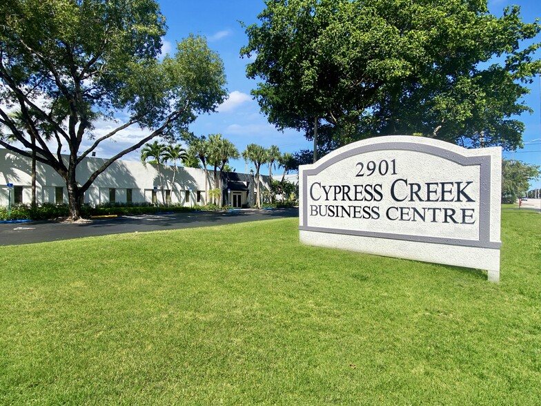 2901 W Cypress Creek Rd, Fort Lauderdale, FL for rent - Building Photo - Image 1 of 1