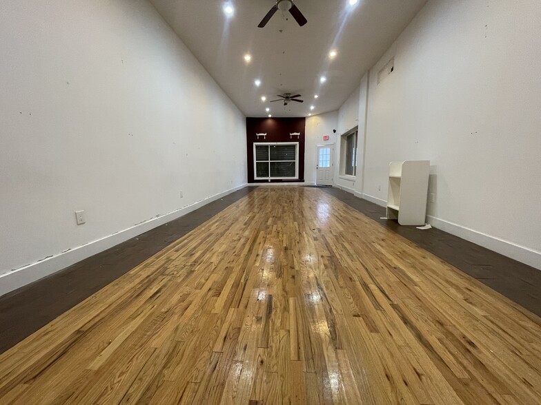 1431-1441 Beach Ave, Bronx, NY for rent - Interior Photo - Image 2 of 8