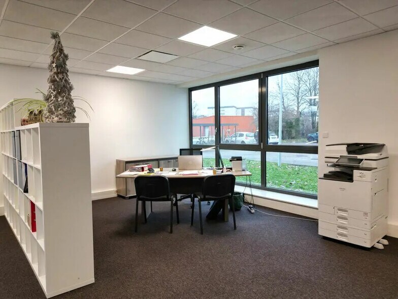 Office in Strasbourg to rent - Building Photo - Image 2 of 3