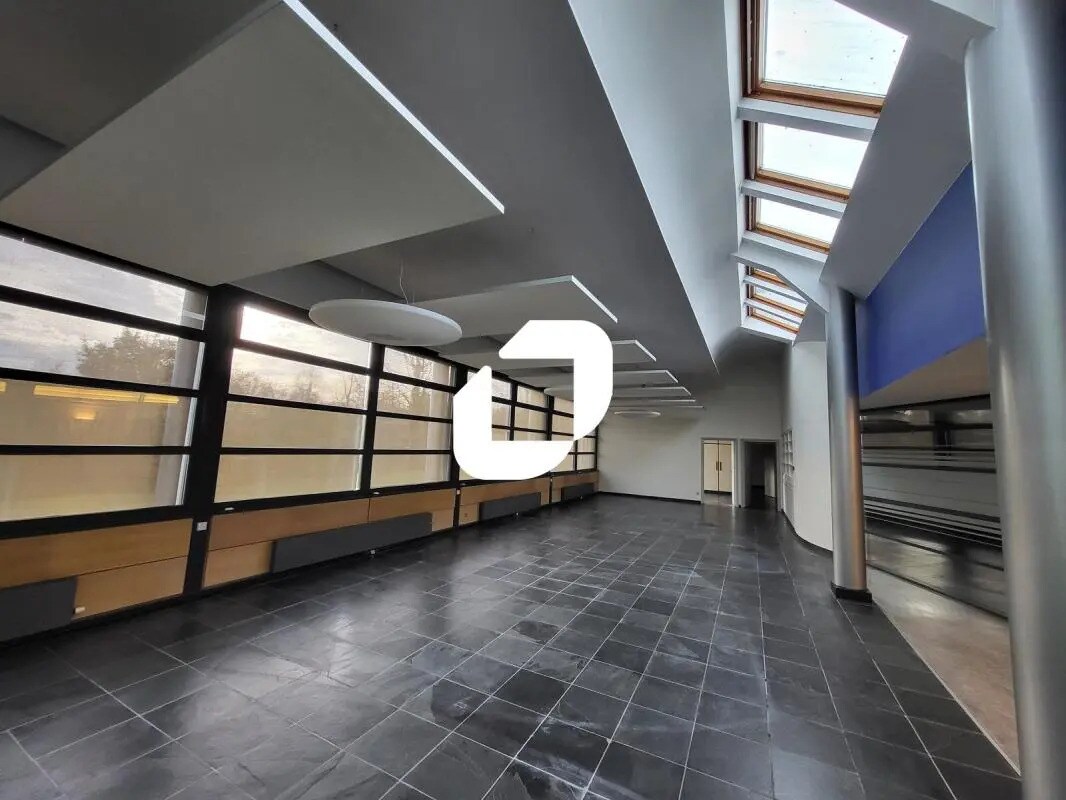 Rue Delesalle, La Madeleine for sale Interior Photo- Image 1 of 14