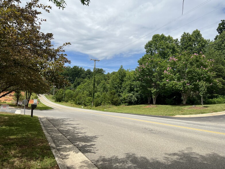 120 Morewood Rd, Hardy, VA for sale - Building Photo - Image 1 of 3