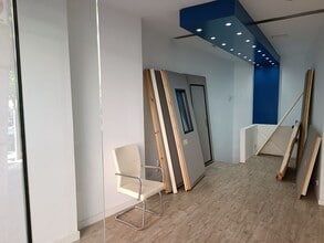 Retail in Madrid, Madrid to rent Interior Photo- Image 2 of 6