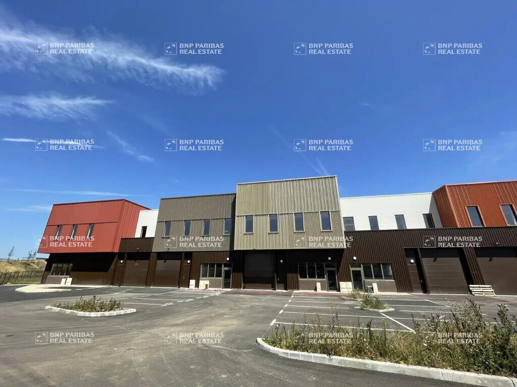 Vente Local d'activités 630 m² à 1 989 m² - Photo 1