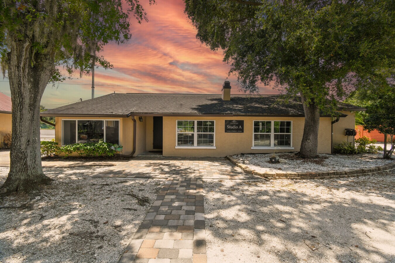 5911 Sheldon Rd, Tampa 33615